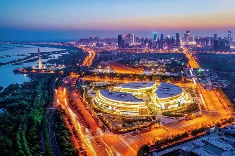 安徽的温馨时光，友情、家庭与美好日常